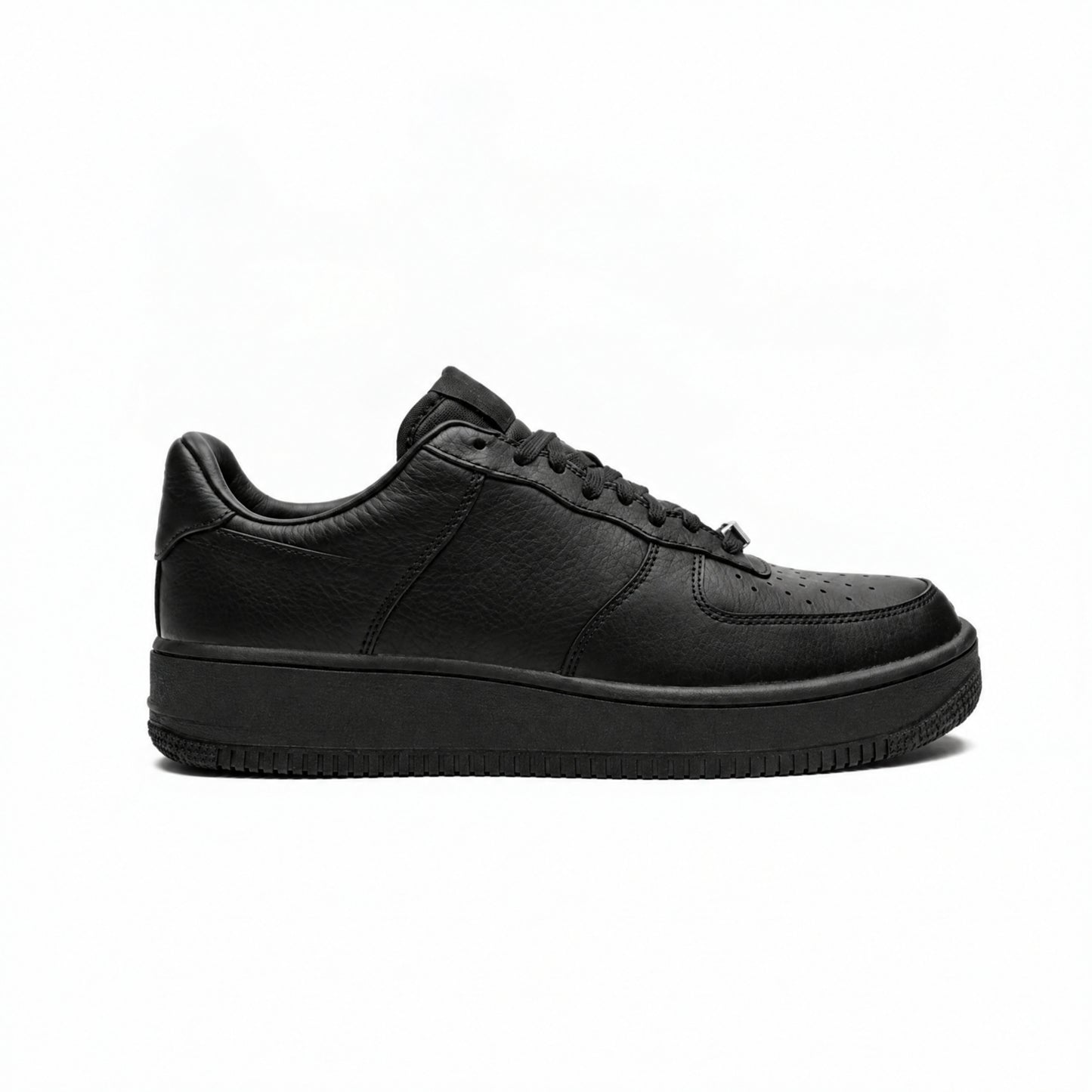 Black Low-Top Casual Sneakers