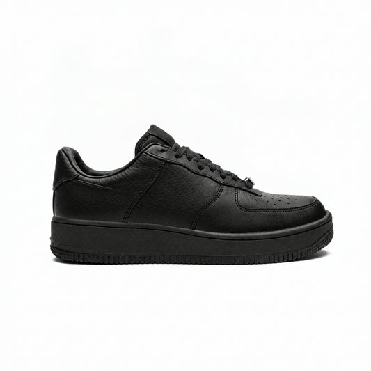 Black Low-Top Casual Sneakers