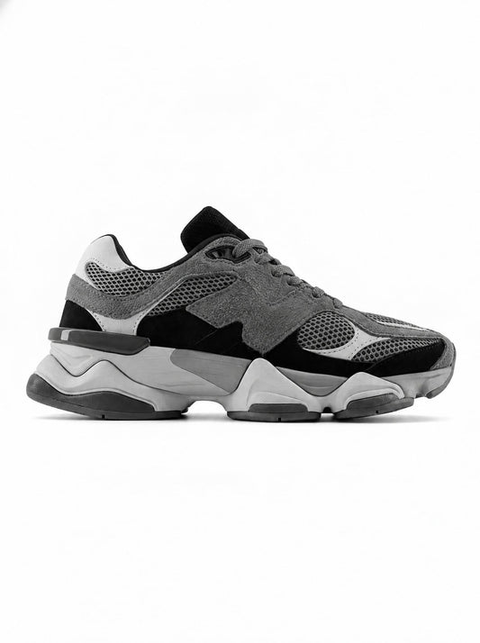 Retro-Inspired Lifestyle Sneaker Black Gray